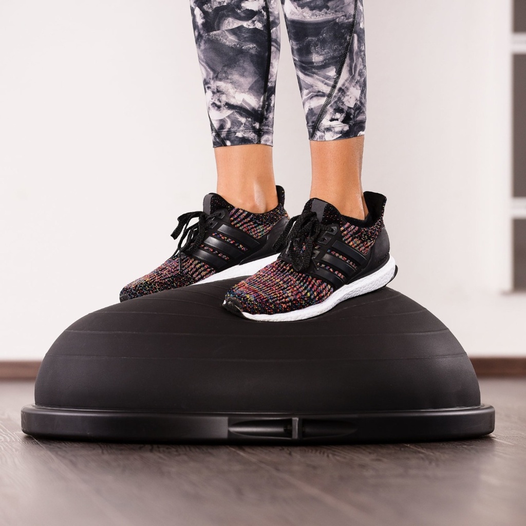 bosu_balance-trainer-pro-black_3_1600.jpeg