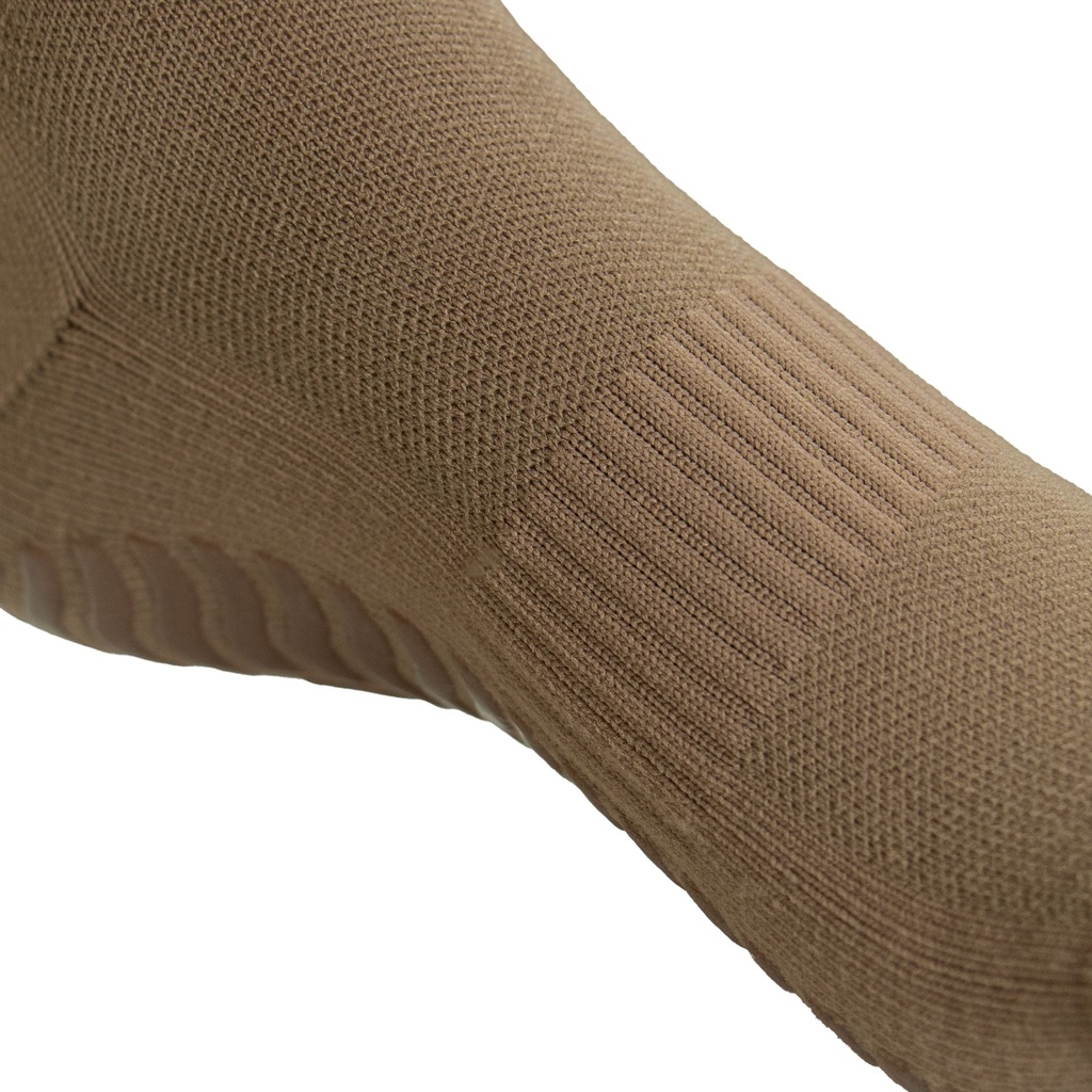 BAHE STUDIO GRIPPY CREW SOCKS COCONUT