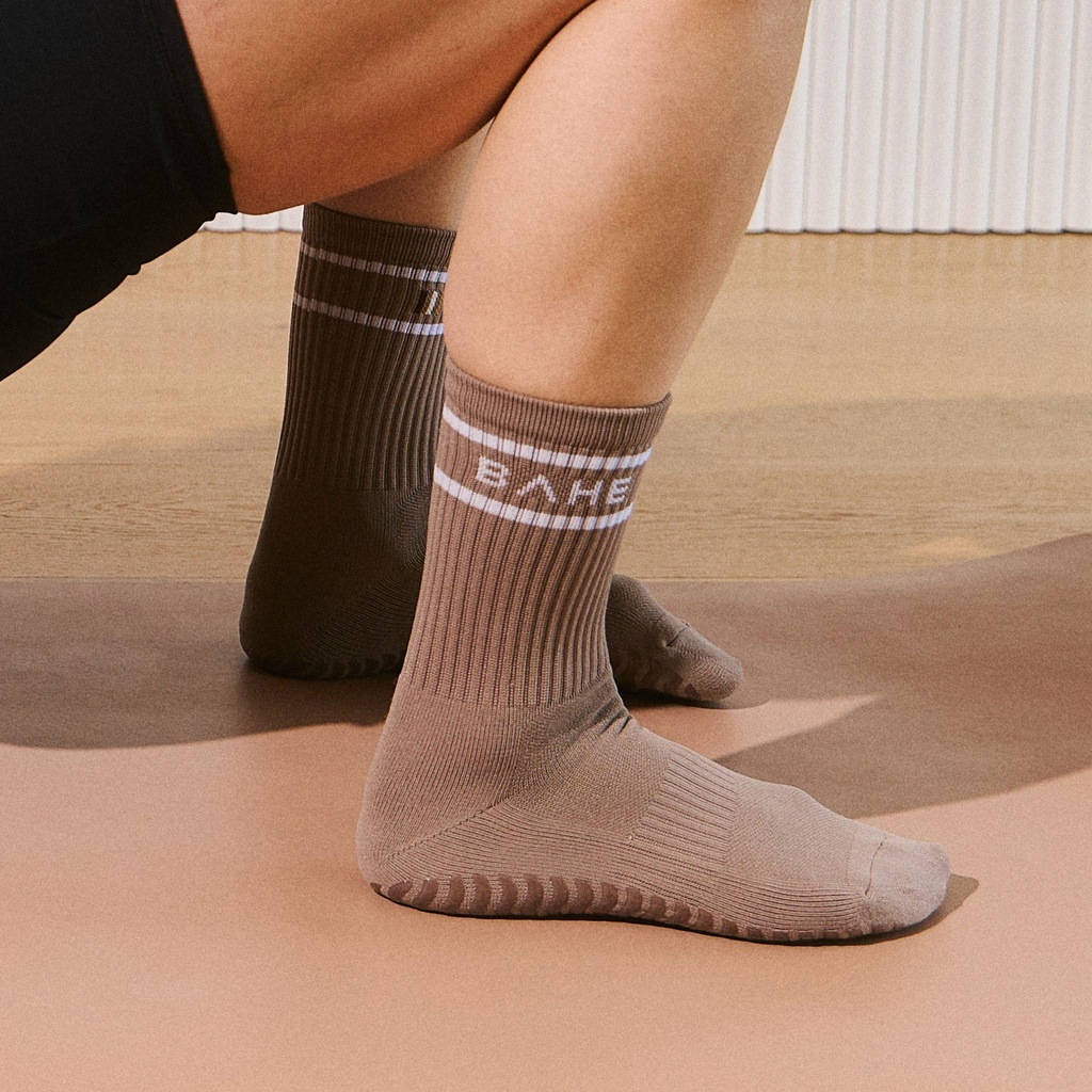 BAHE - STUDIO GRIPPY CREW SOCKS - QUICKSAND